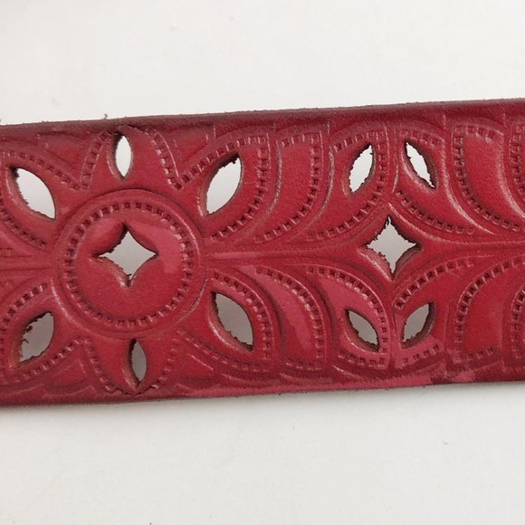 FOSSIL Boho Western Floral Perforated Red Leather Belt S - Picture 3 of 9